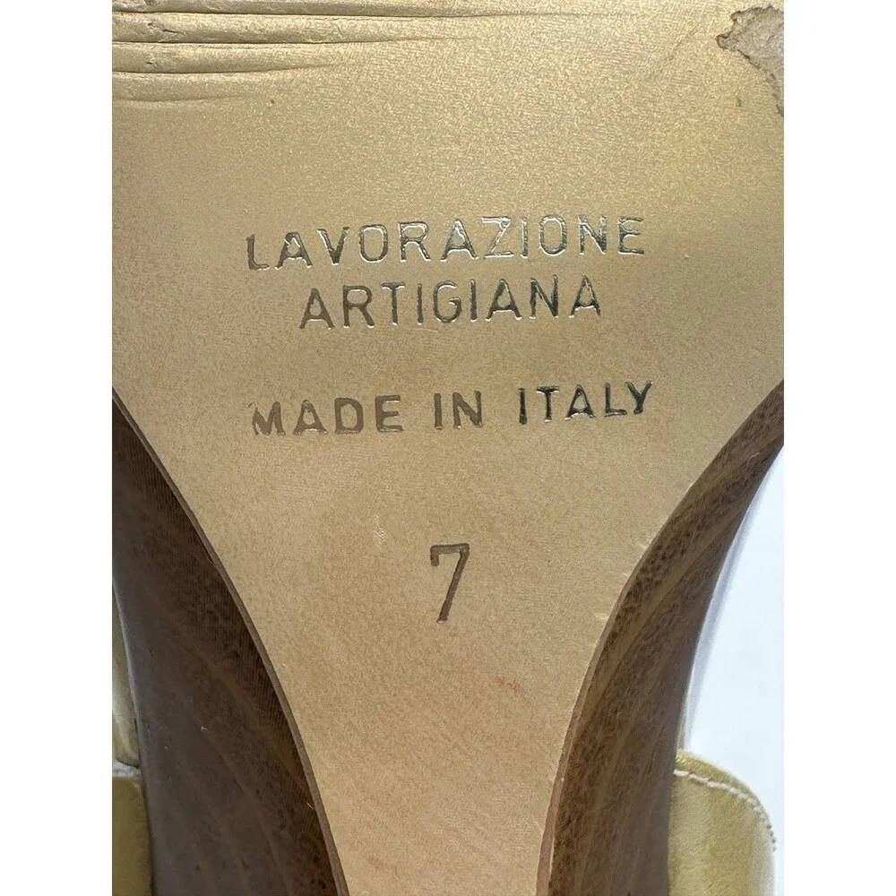 AQUATALIA by Marvin K Yellow Leather Strappy Sandals Wooden Block Heel Size 7